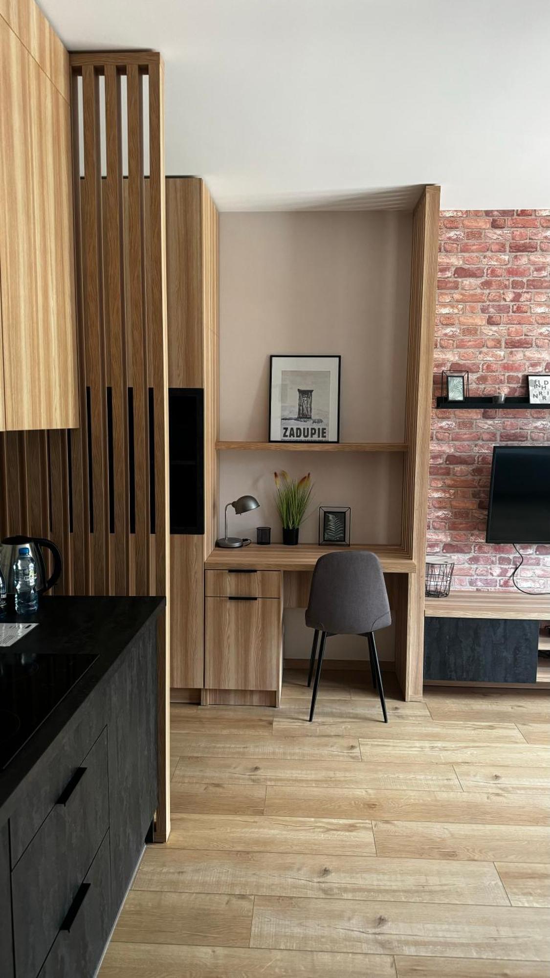 Manu Park Apartment *